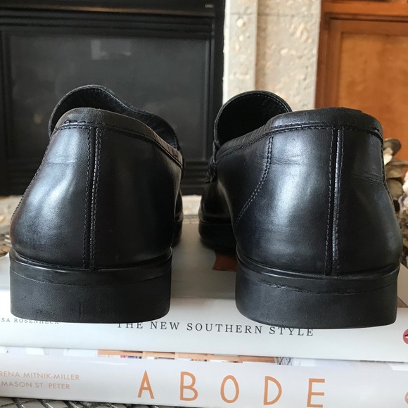 SALVATORE FERRAGAMO BLACK LOAFER VIBRAM SOLE - Picture 5 of 12